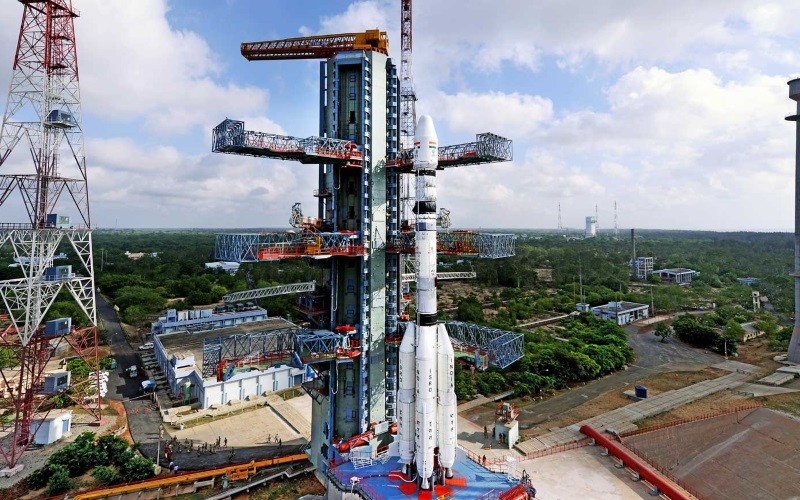 PM congratulates ISRO, on the successful launch of PSLV-C36 / RESOURCESAT-2A